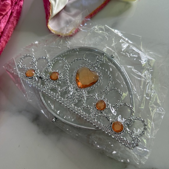 NWT Regal Queen girls costume - Picture 7 of 12